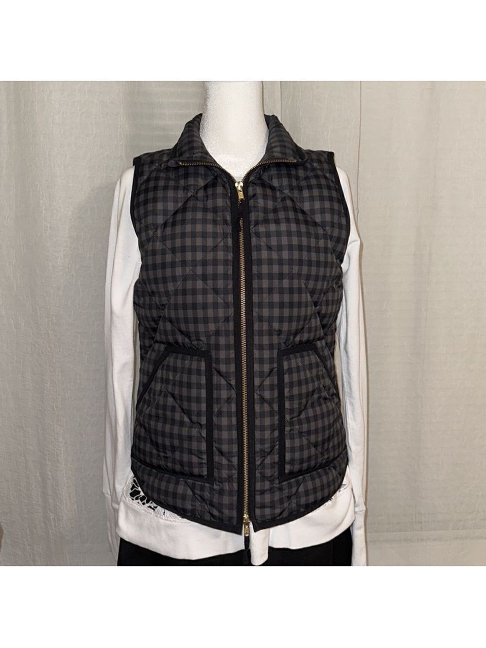 J. Crew XS Gray Black Gingham Dawn Filled Full Zip Quilted Puffer Vest